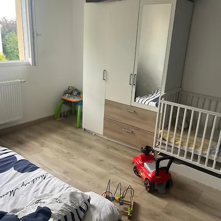 Maison Familiale Dans Un Quartier Calme Дом отдыха